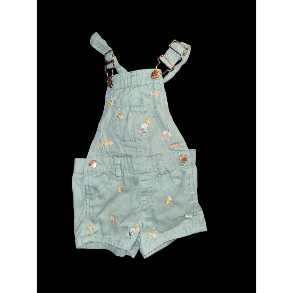Tahari ‎ Girl 2T Blue Denim Embroidered Flowers Short Overalls